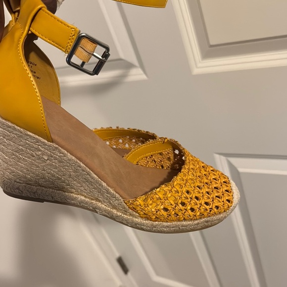 Vibrant Yellow Espadrille Wedges - Picture 12 of 12
